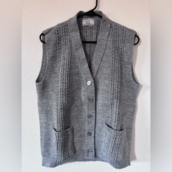 Vintage Collage Point Acrylic Knit Cardigan Sweater - Picture 1 of 4